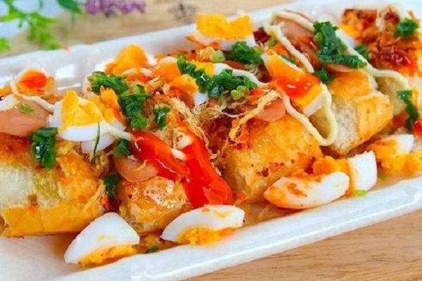 Cách làm bánh mì nướng muối ớt ngon, đơn giản tại nhà