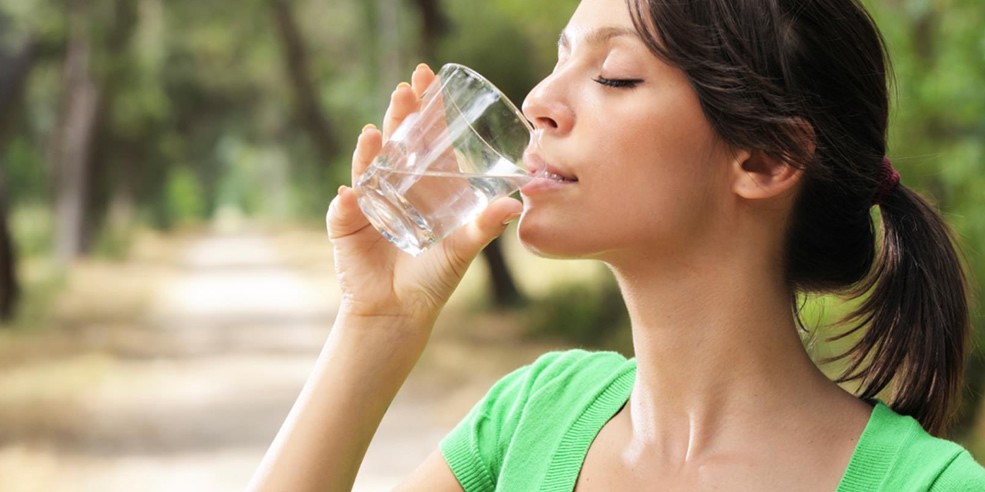 uống nước đúng cách để giảm cân 